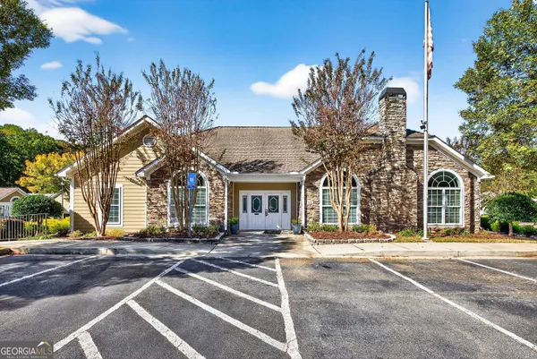 $305,000 | 140 Butterton Court, Fayetteville, GA 30214