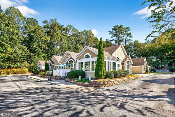 $305,000 | 140 Butterton Court, Fayetteville, GA 30214