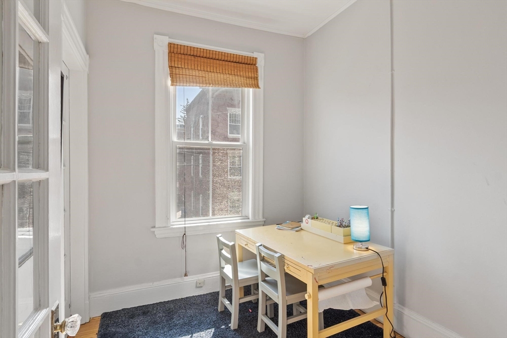 9-11 Pond Street, Unit 2 Boston, MA 02130 - Photo 11 of 23