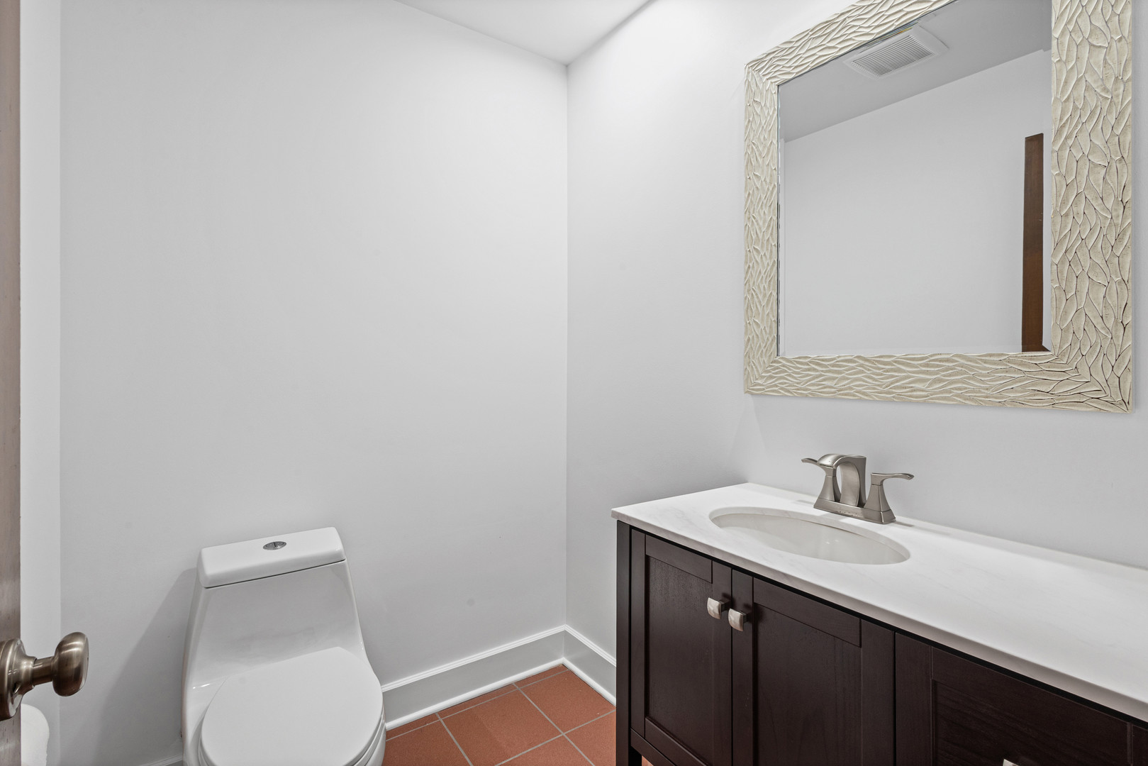 704 Burr Ridge Club Burr Ridge, IL 60527 - Photo 11 of 28 Gallery Image 11