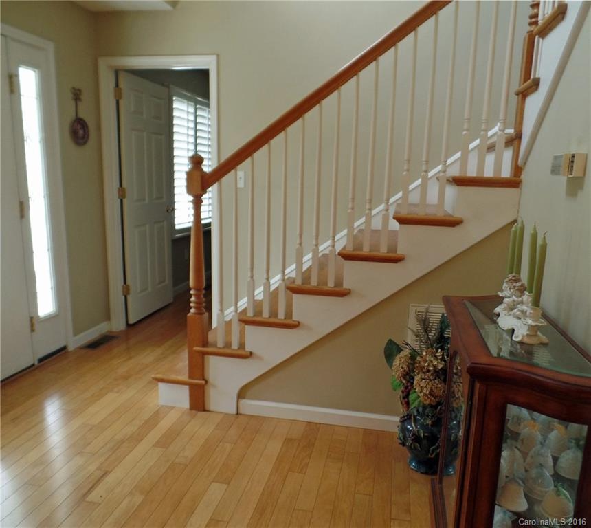 302 Thunder Road, Unit S2L109 Brevard, NC 28712 - Photo 5 of 23 Gallery Image 5