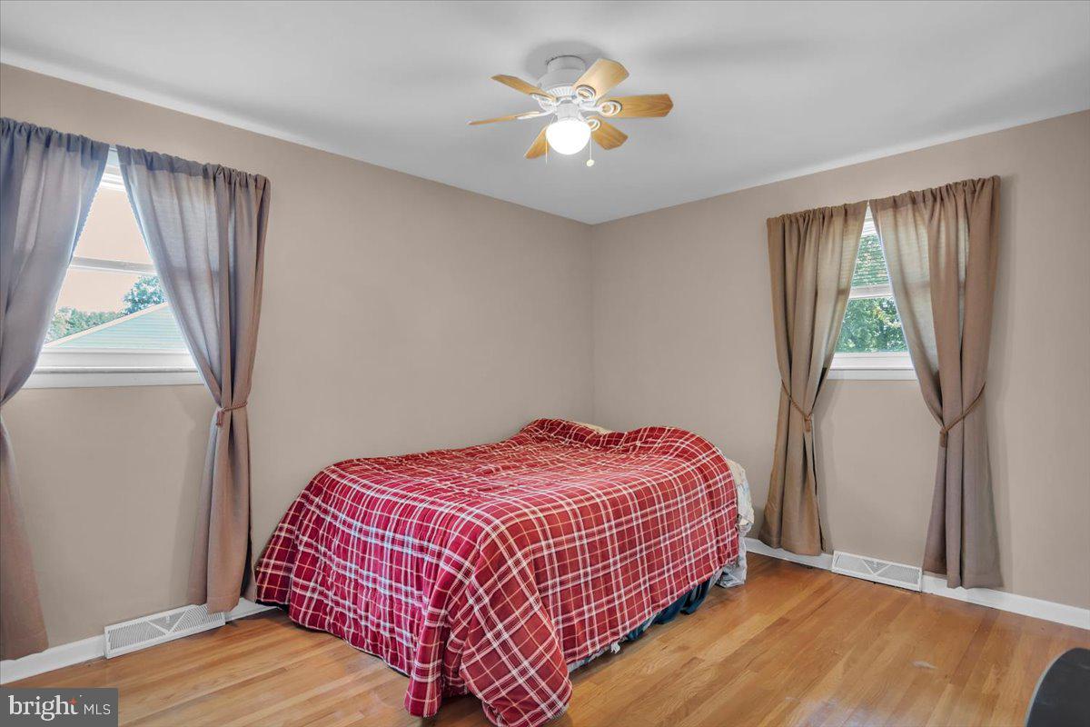 139 Round Hill Road Voorhees, NJ 08043 - Photo 21 of 38 Upper Bedroom #2