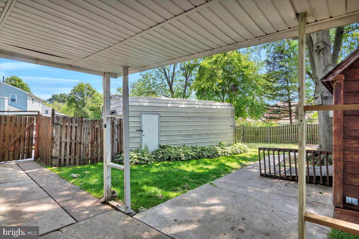 139 Round Hill Road Voorhees, NJ 08043 - Photo 36 of 38 Patio