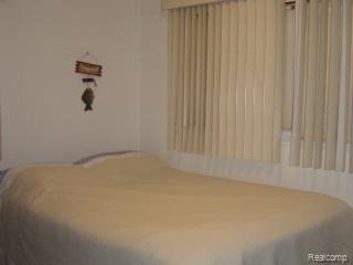 14916 Champaign Road Allen Park, MI 48101 - Photo 6 of 11 DSC01232.jpg