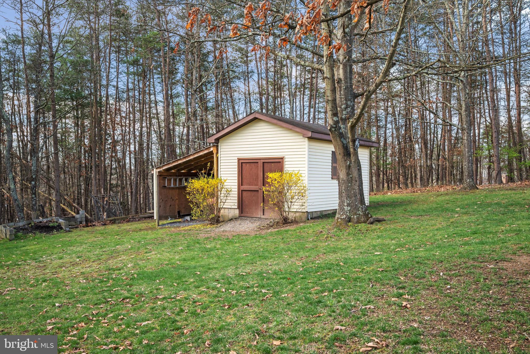 1750 Chestnut Grove Road Winchester, VA 22603 - Photo 14 of 43 Gallery Image 14