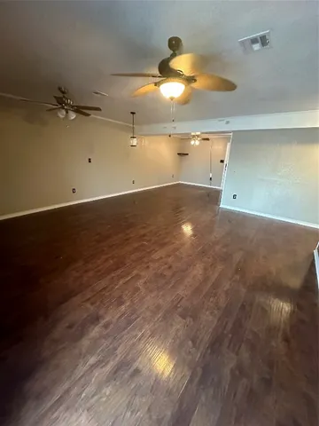 $180,000 | 8 West Mesquite Avenue, Rogers, TX 76569