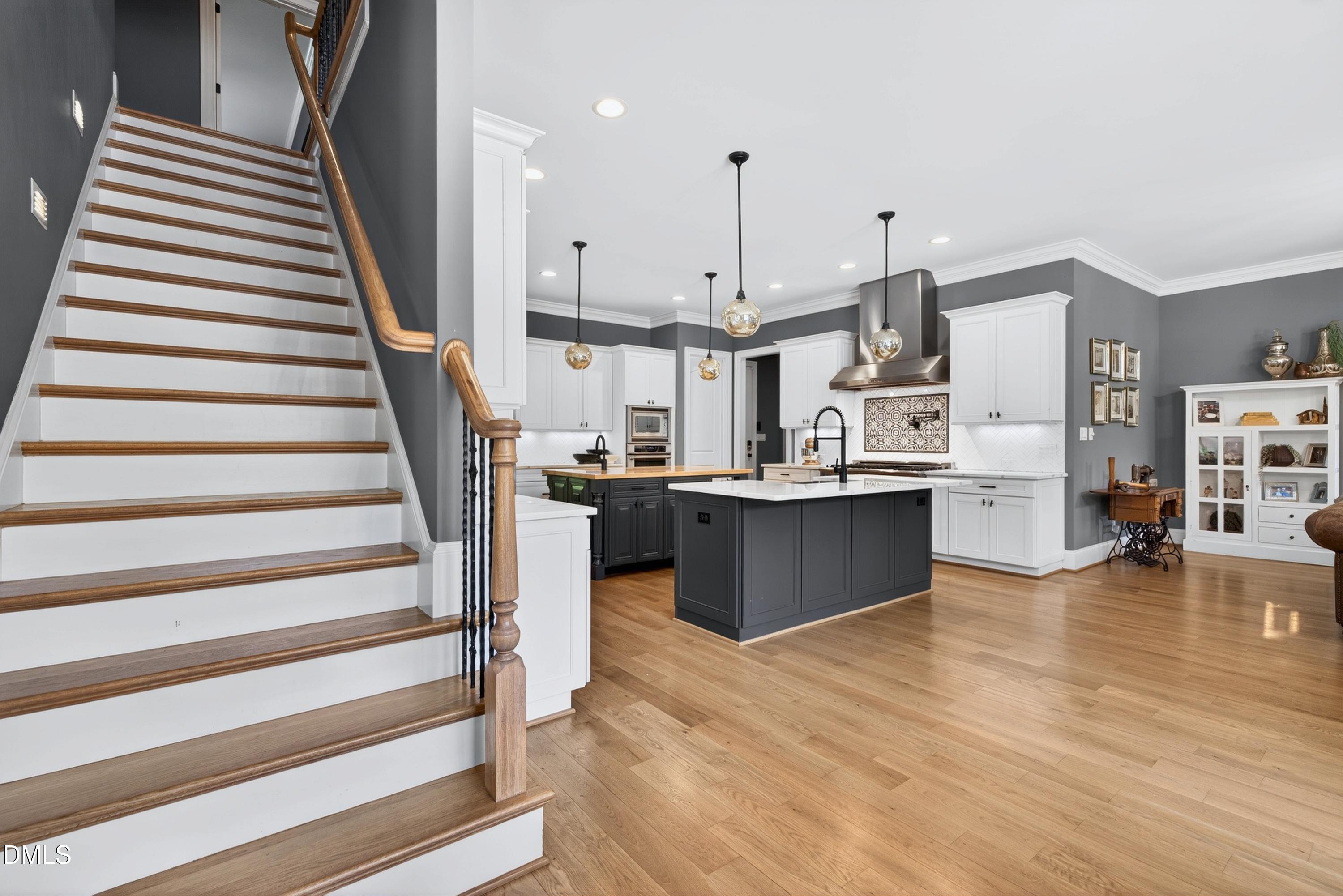 3513 Eilla Bluffs Court Raleigh, NC 27606 - Photo 28 of 86 Scene-27