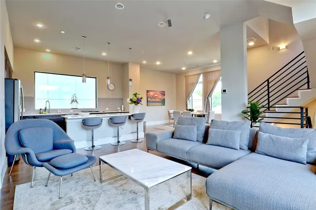 $3,250 | 2123 Arabelle Street, Houston, TX 77007