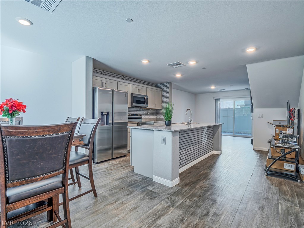 12286 Glass Desert Road, Unit 2 Las Vegas, NV 89183 - Photo 6 of 32