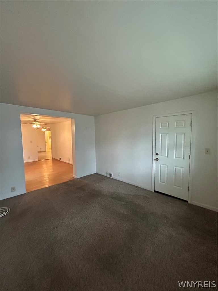 286 Normal Avenue Buffalo, NY 14213 - Photo 6 of 16 Gallery Image 6