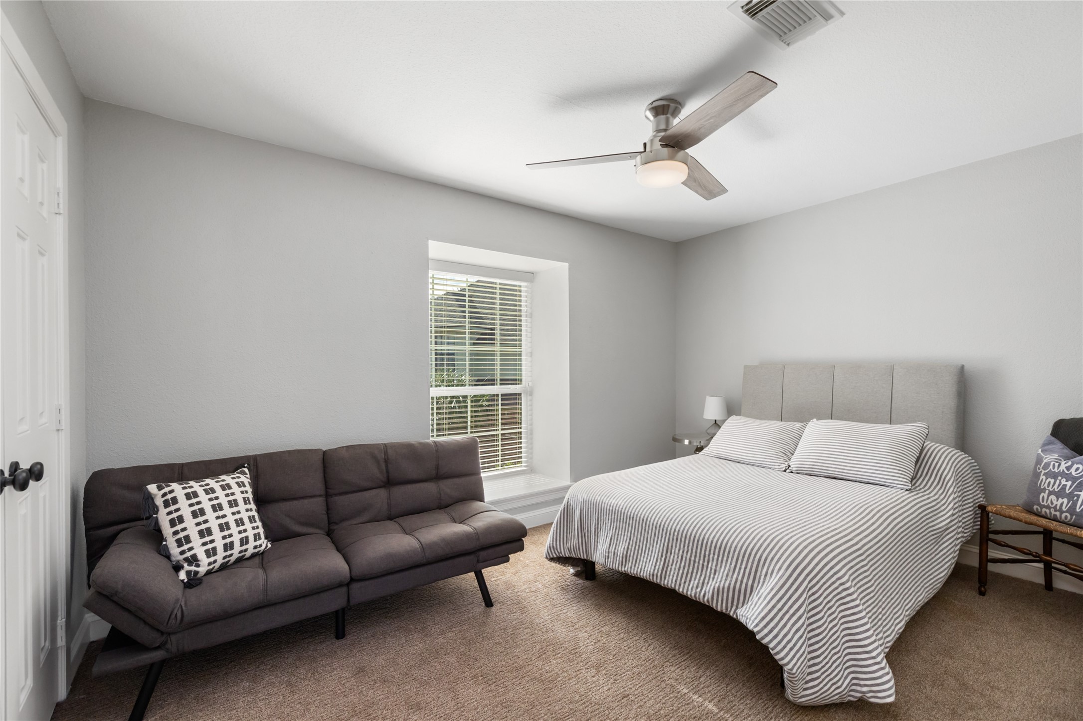 11706 Edgewater Court Montgomery, TX 77356 - Photo 30 of 50 Bedroom 2nd story