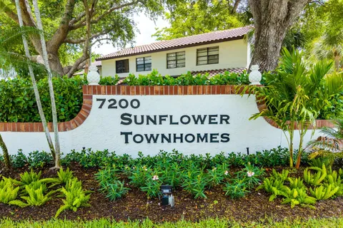 $300,000 | 7200 Northwest 2nd Avenue, Unit 66, Boca Raton, FL 33487