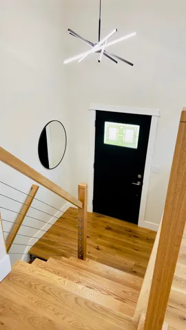 $389,900 | 527 Northgate Road, Lindenhurst, IL 60046