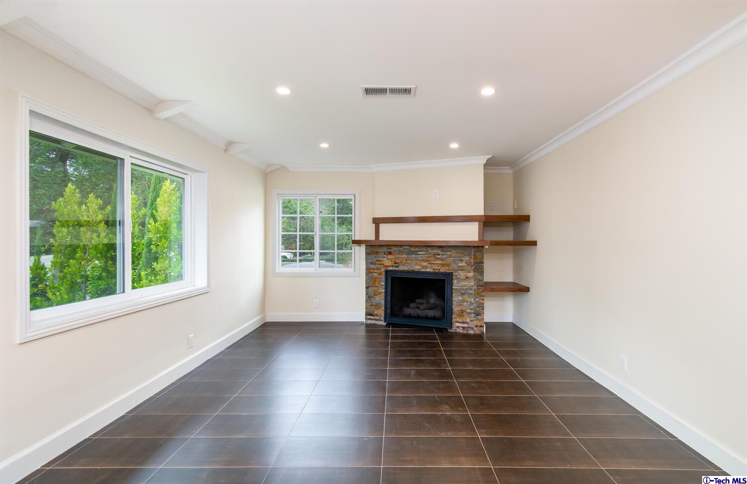 3132 North Verdugo Road Glendale, CA 91208 - Photo 9 of 31