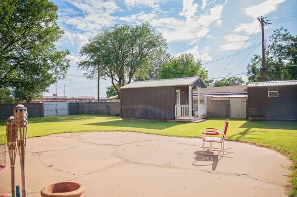 $265,000 | 1201 North Ave F, Denver City, TX 79323