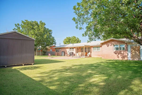 $265,000 | 1201 North Ave F, Denver City, TX 79323