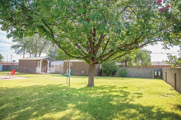 $265,000 | 1201 North Ave F, Denver City, TX 79323