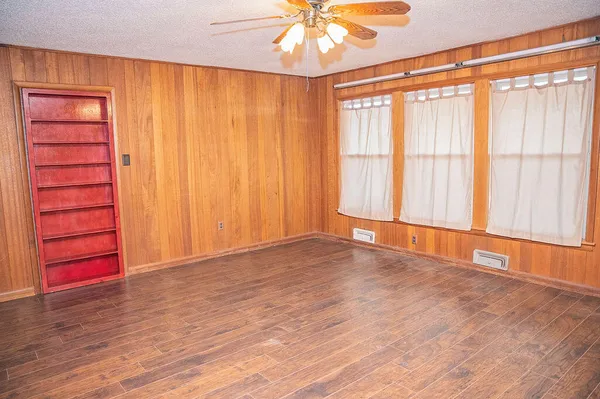 $265,000 | 1201 North Ave F, Denver City, TX 79323