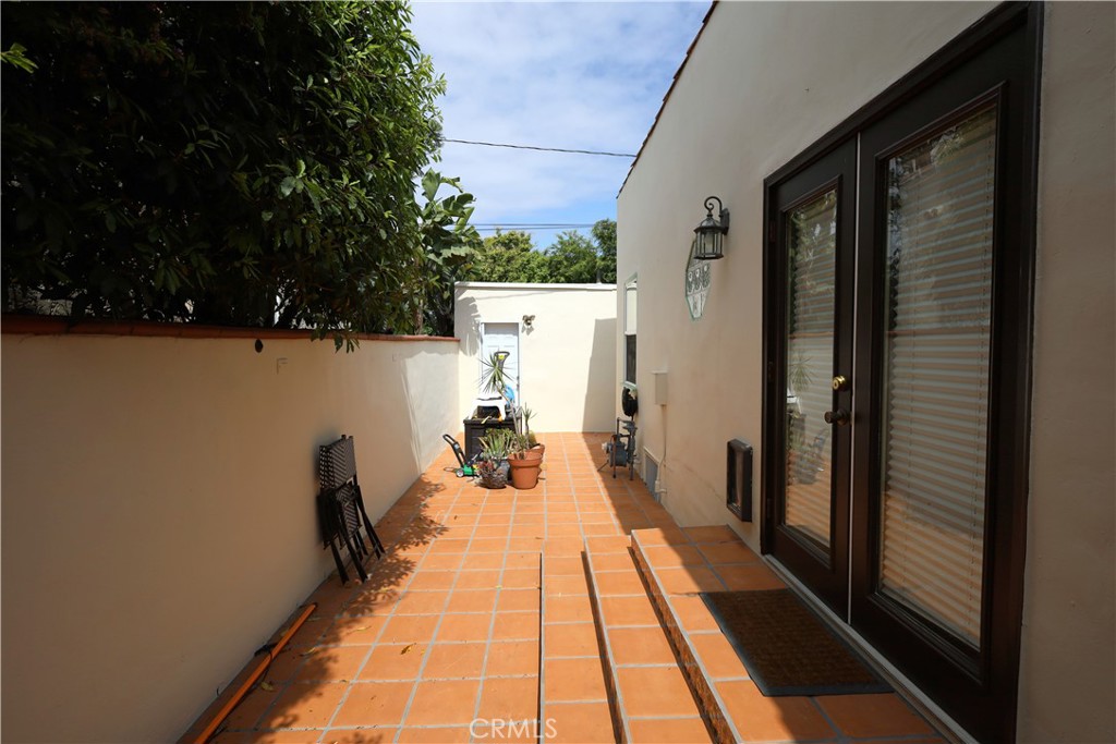 226 Orizaba Avenue Long Beach, CA 90803 - Photo 28 of 39 a view of swimming pool with seating space