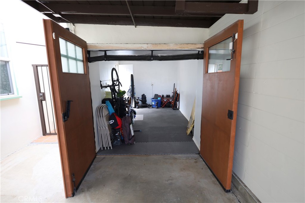 226 Orizaba Avenue Long Beach, CA 90803 - Photo 33 of 39 a view of storage and utility room