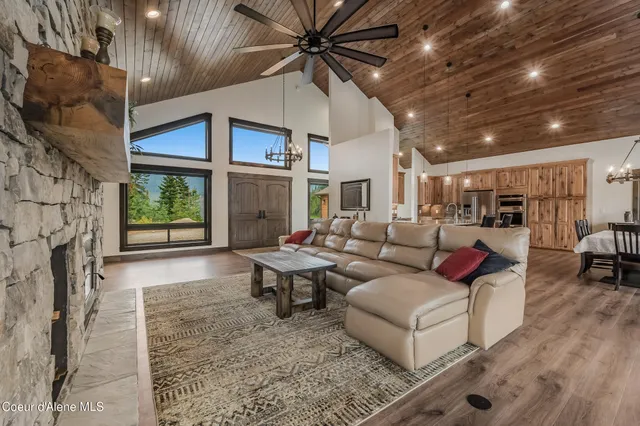 $1,750,000 | 26706 South Willow Creek Road, Medimont, ID 83842