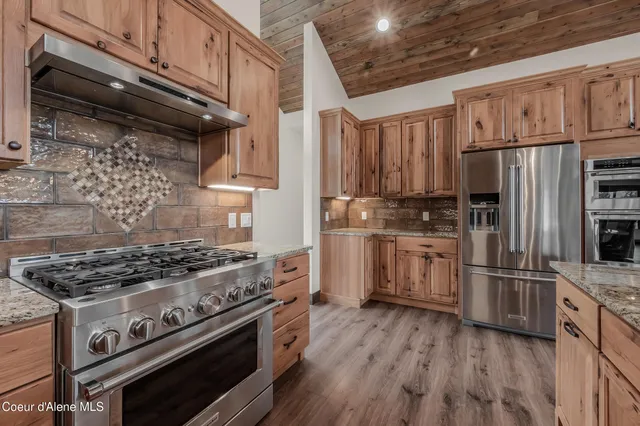 $1,750,000 | 26706 South Willow Creek Road, Medimont, ID 83842