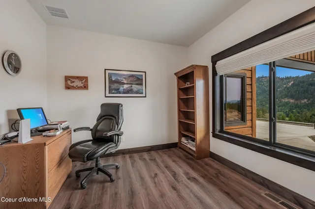 $1,750,000 | 26706 South Willow Creek Road, Medimont, ID 83842