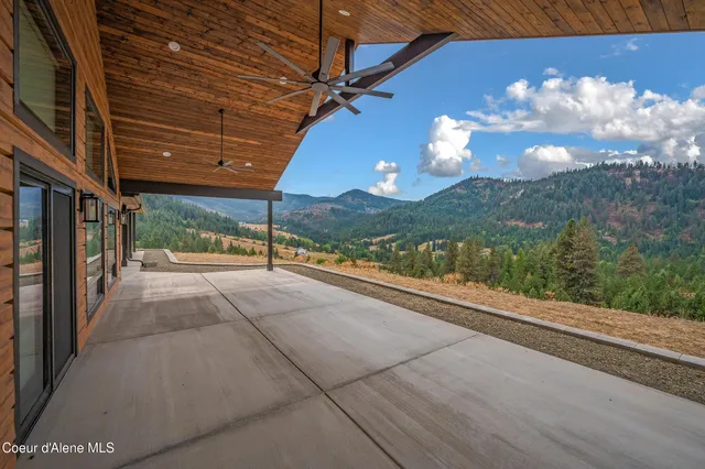 $1,750,000 | 26706 South Willow Creek Road, Medimont, ID 83842