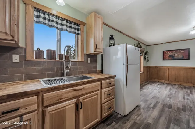 $1,750,000 | 26706 South Willow Creek Road, Medimont, ID 83842