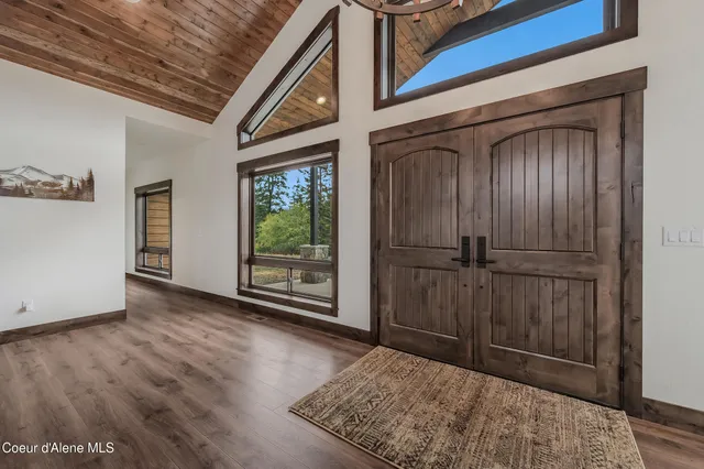 $1,750,000 | 26706 South Willow Creek Road, Medimont, ID 83842