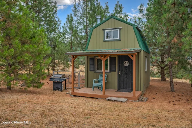 $1,750,000 | 26706 South Willow Creek Road, Medimont, ID 83842