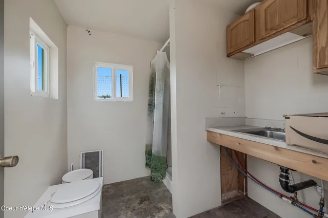 $1,750,000 | 26706 South Willow Creek Road, Medimont, ID 83842