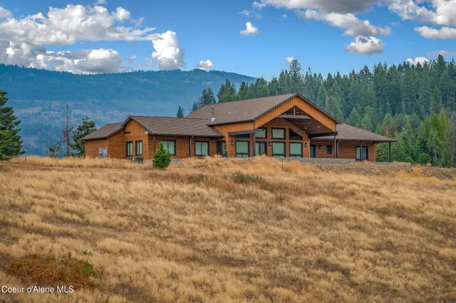 $1,750,000 | 26706 South Willow Creek Road, Medimont, ID 83842