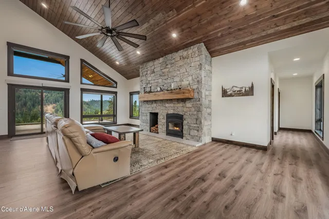 $1,750,000 | 26706 South Willow Creek Road, Medimont, ID 83842