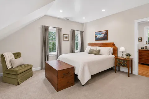 $1,790,000 | 41 Cook Road, Vineyard Haven, MA 02568