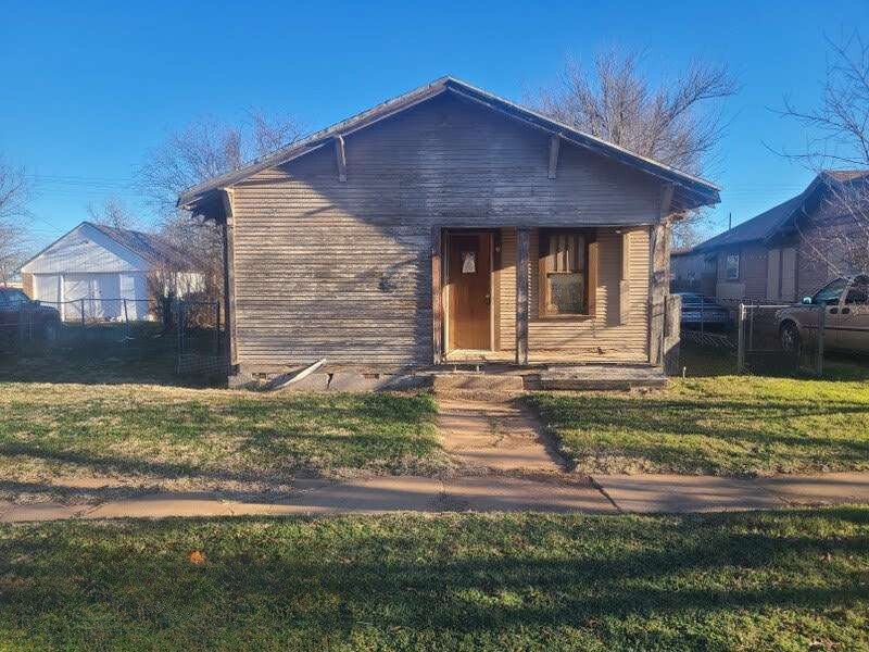 309 East Wharton Ave