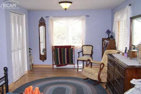 15391 South Duffield Road Byron, MI 48418 - Photo 19 of 29 20437787-18.JPG