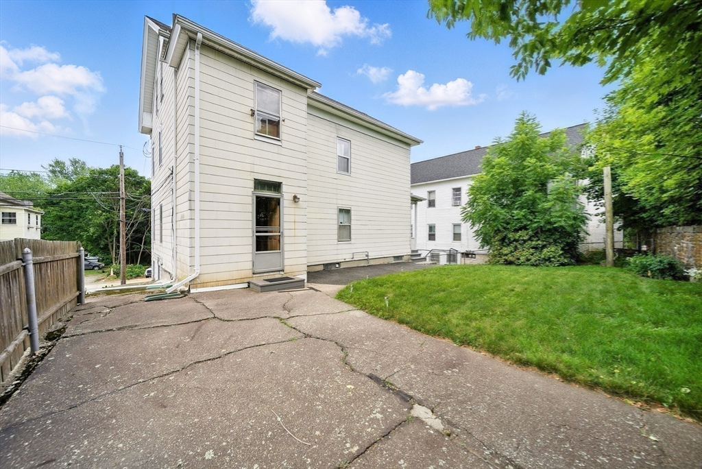 17 Granite Street Webster, MA 01570 - Photo 30 of 33 Gallery Image 30