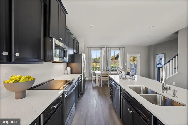 $3,325 | 171 Woodgate Circle, Pasadena, MD 21122