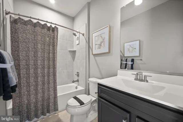 $3,325 | 171 Woodgate Circle, Pasadena, MD 21122