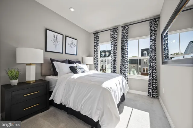 $3,325 | 171 Woodgate Circle, Pasadena, MD 21122