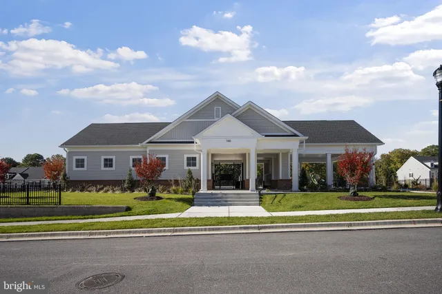 $3,325 | 171 Woodgate Circle, Pasadena, MD 21122