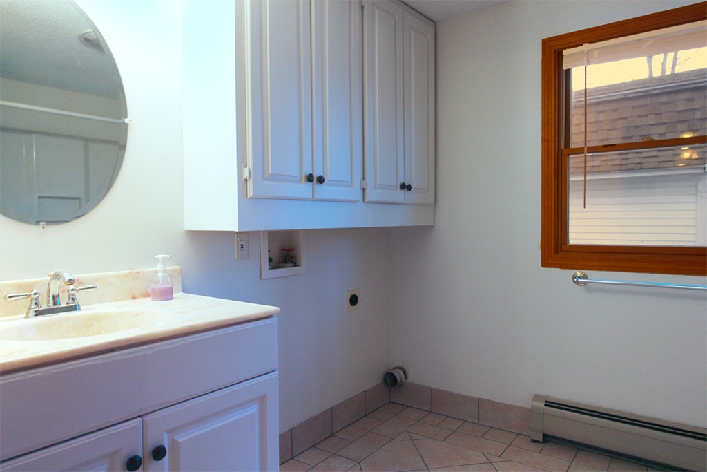 207 Chapin Road Hampden, MA 01036 - Photo 12 of 23