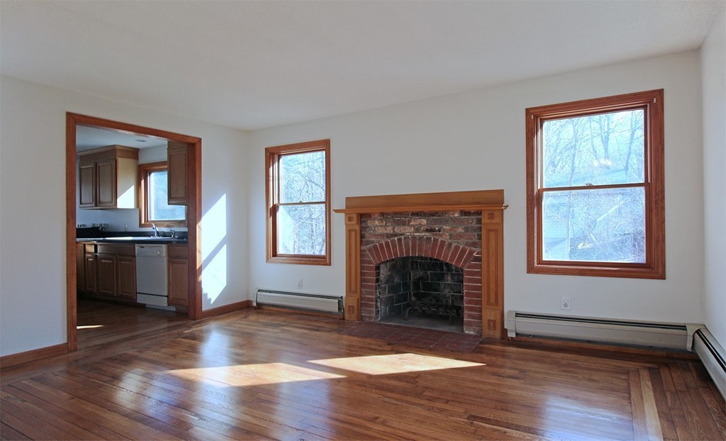 207 Chapin Road Hampden, MA 01036 - Photo 3 of 23