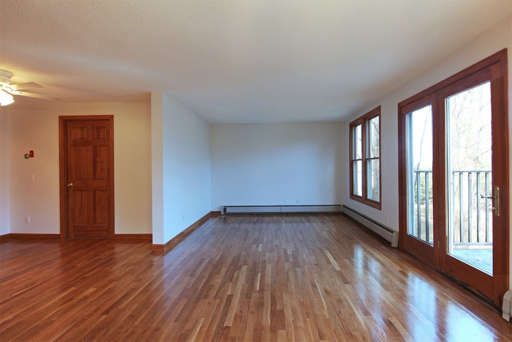 207 Chapin Road Hampden, MA 01036 - Photo 7 of 23