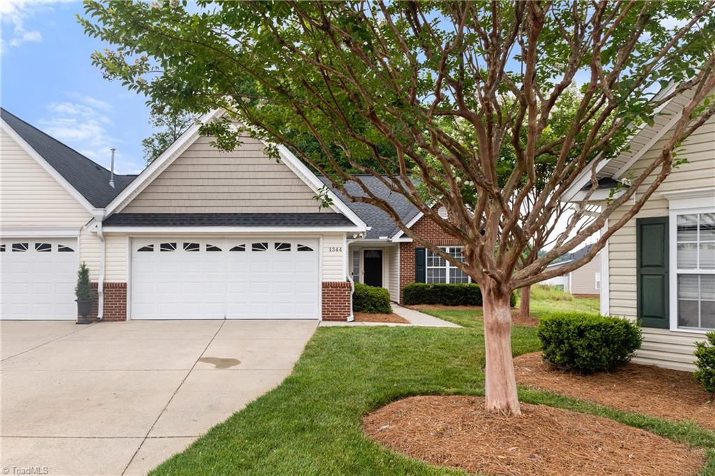 1344 Crosswinds Drive High Point, NC 27265 - Photo 38 of 40