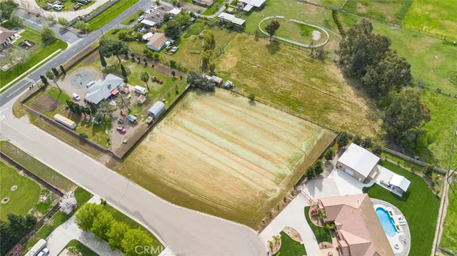 a view of a bathtub in a room