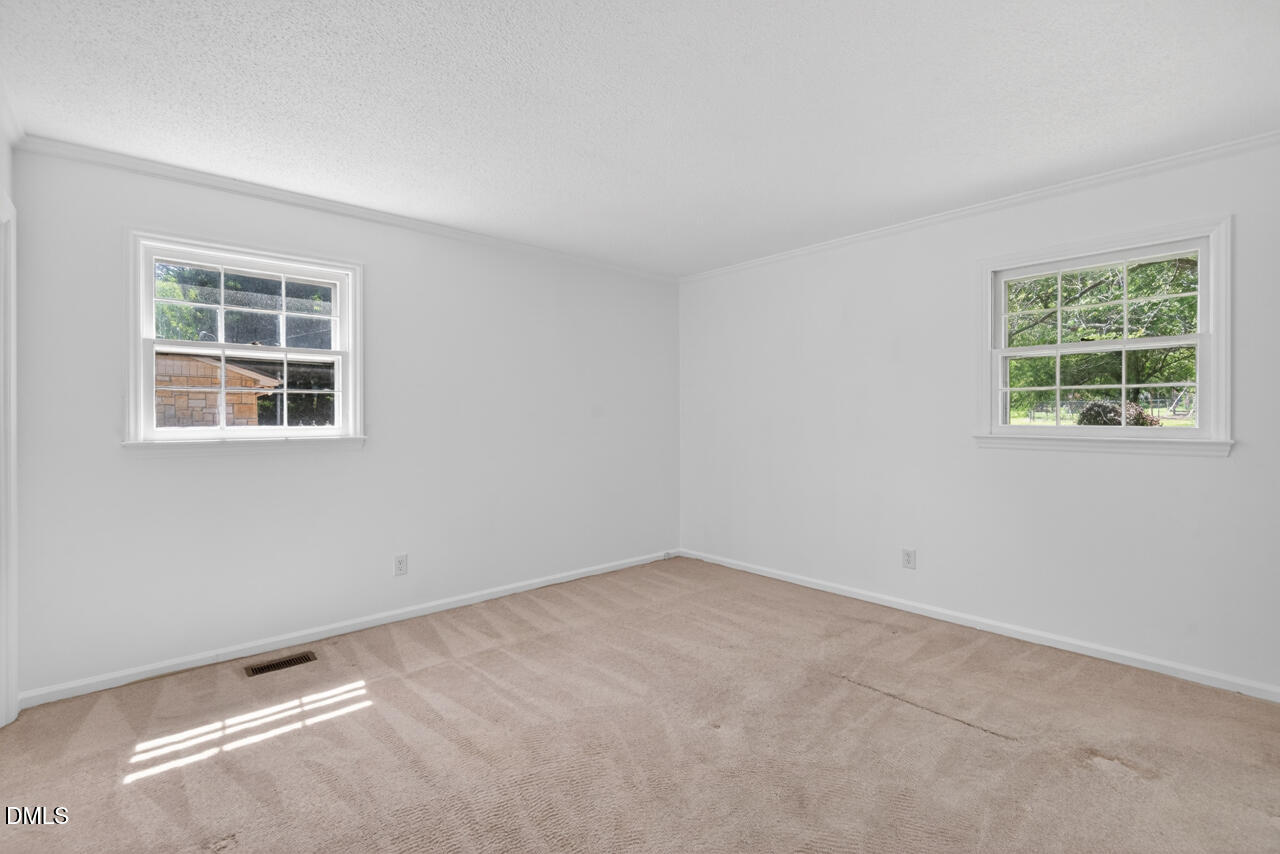 4905 Reigal Wood Road Durham, NC 27712 - Photo 27 of 40