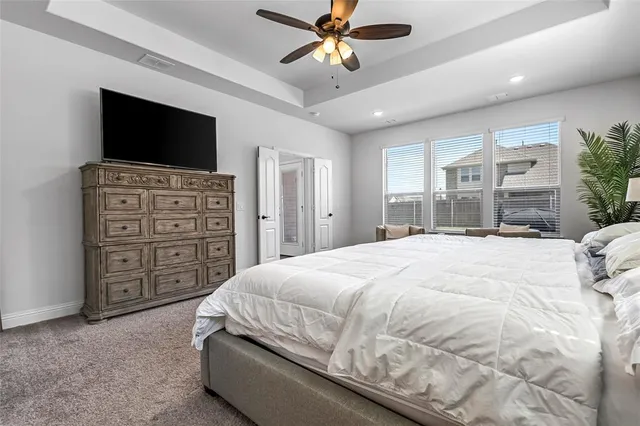 $548,000 | 303 Hidden Cove Drive, Ponder, TX 76259