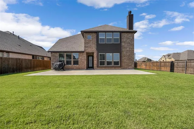$548,000 | 303 Hidden Cove Drive, Ponder, TX 76259